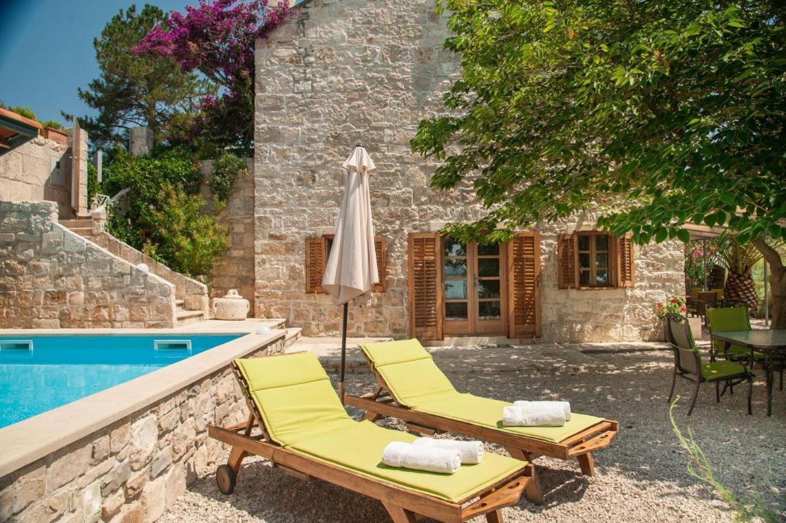 Luxury Beachfront Villa Mare With Private Pool At The Beach Orebic - Peljesac Bagian luar foto