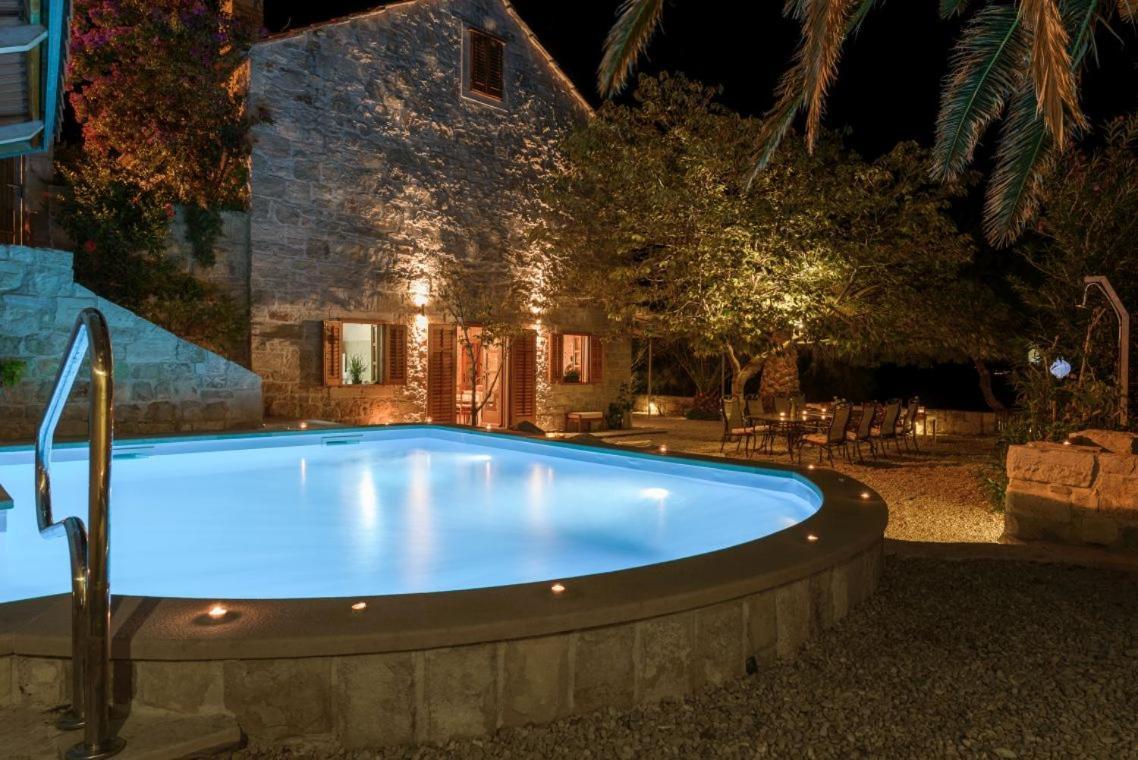 Luxury Beachfront Villa Mare With Private Pool At The Beach Orebic - Peljesac Bagian luar foto