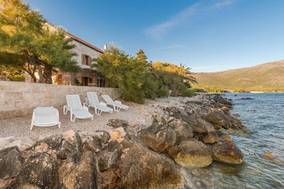 Luxury Beachfront Villa Mare With Private Pool At The Beach Orebic - Peljesac Bagian luar foto