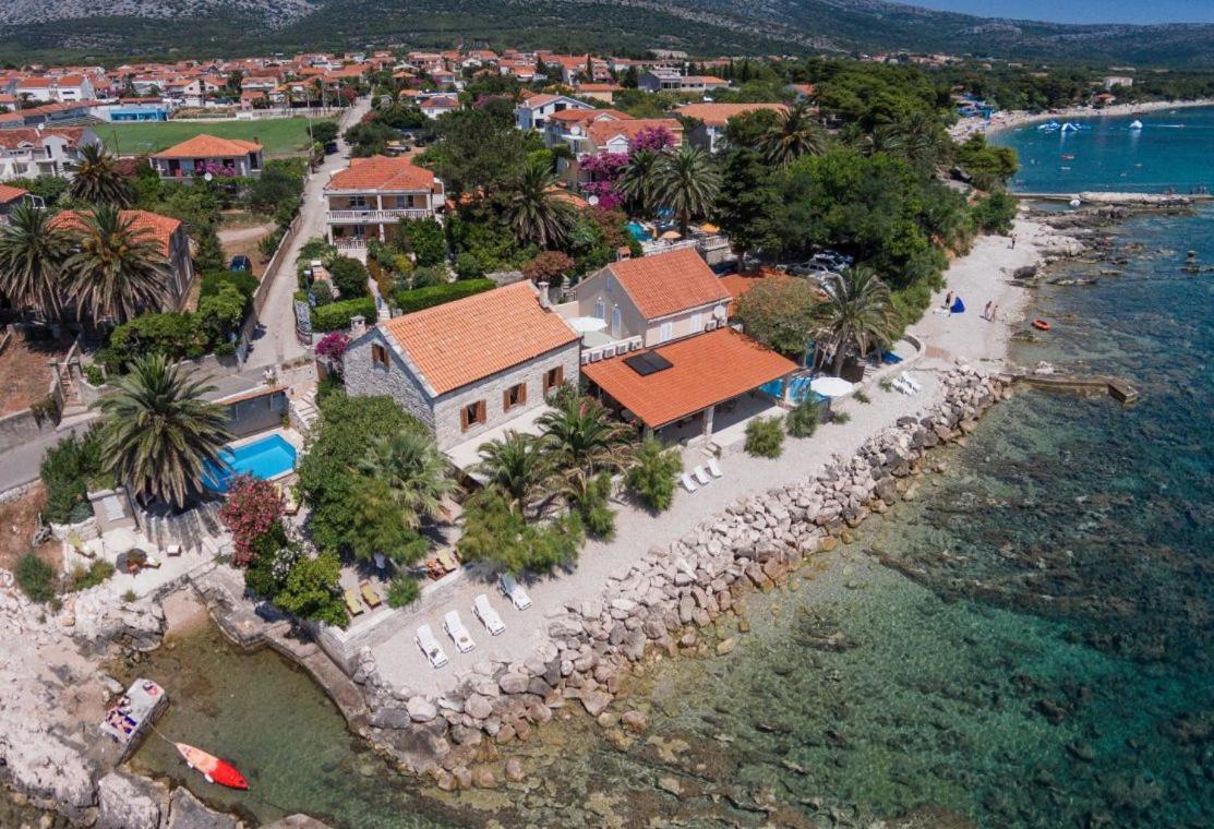 Luxury Beachfront Villa Mare With Private Pool At The Beach Orebic - Peljesac Bagian luar foto